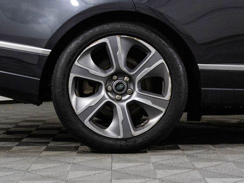 Used 2019 Land Rover Range Rover HSE image 45