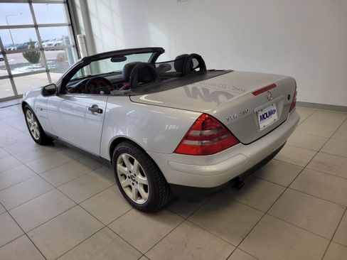Used 1998 Mercedes-Benz SLK 230 image 4