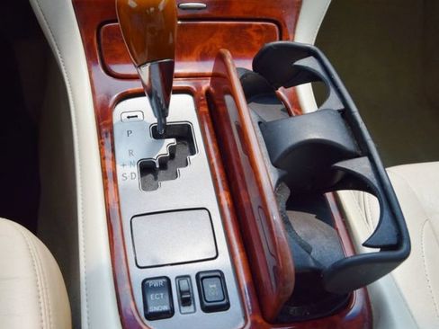 Used 2003 Lexus SC 430 Convertible RWD image 31