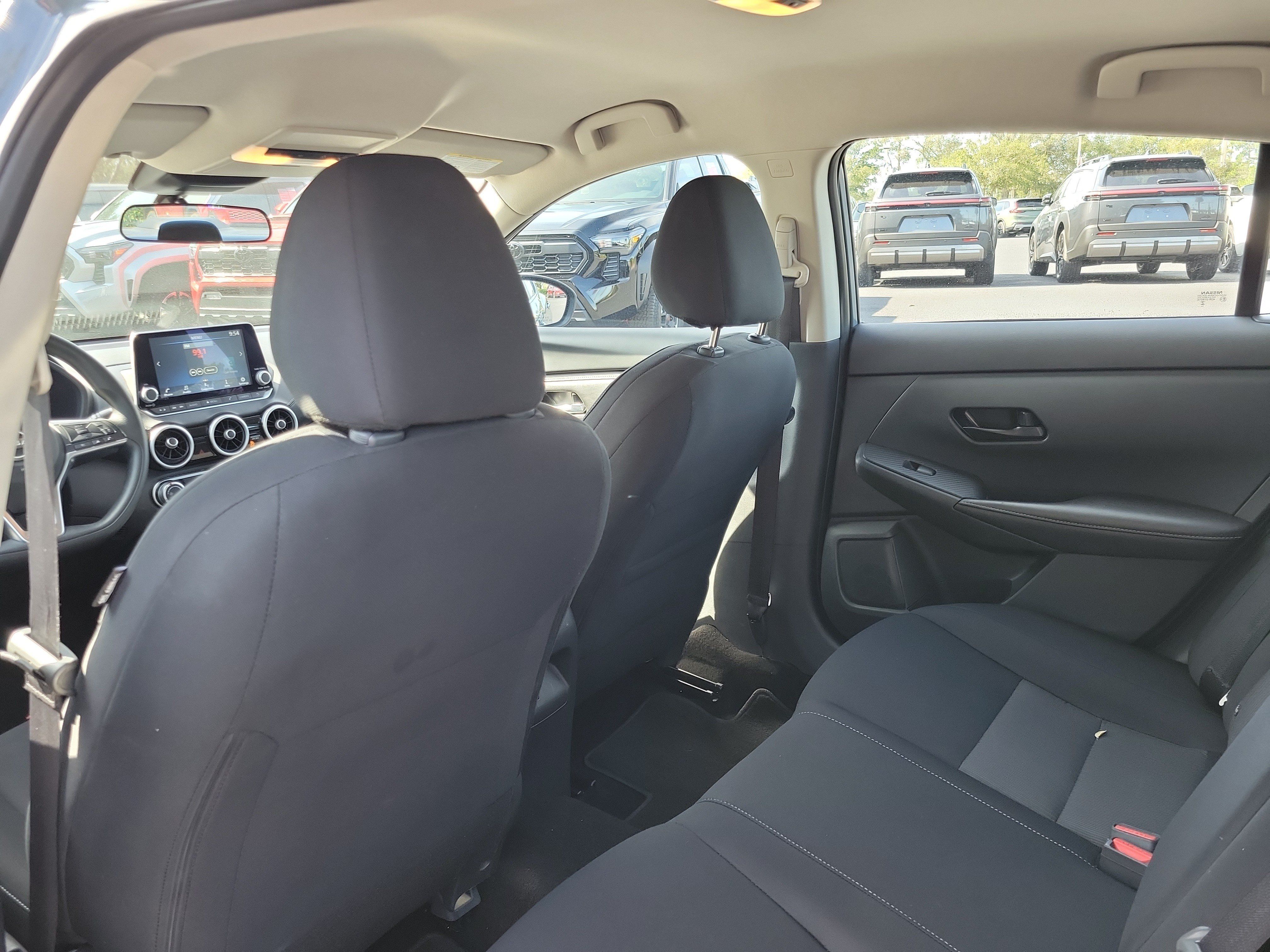 Used 2025 Nissan Sentra SV FWD image 26