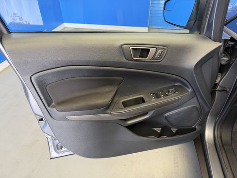 Used 2020 Ford EcoSport SE AWD/4WD image 9