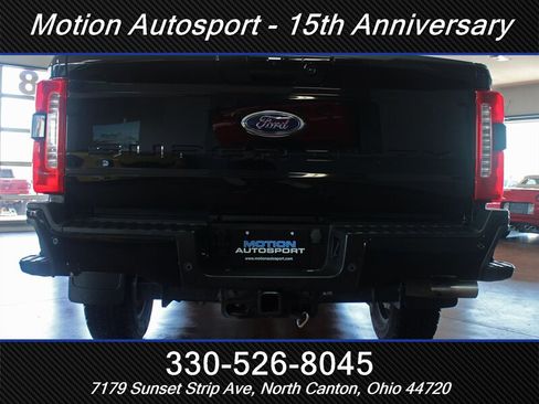 Used 2023 Ford F250 Lariat w/ Sport Appearance Package AWD/4WD image 9