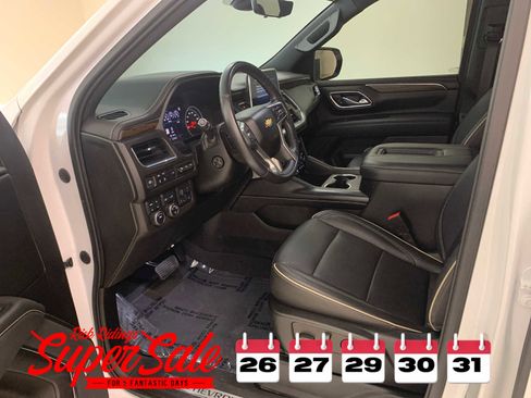 Used 2021 Chevrolet Tahoe Premier w/ Premium Package image 13