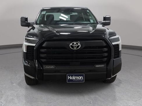 Used 2022 Toyota Tundra SR5 w/ SR5 Premium Package AWD/4WD image 3