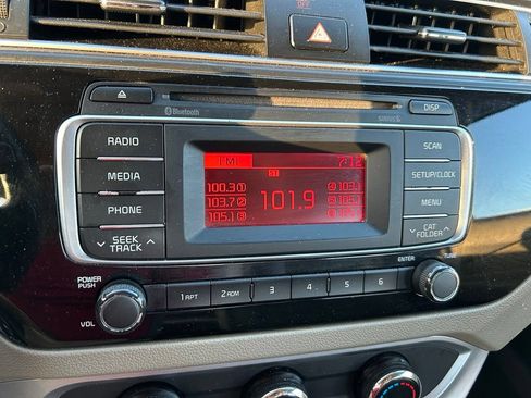 Used 2017 Kia Rio LX w/ Power Package FWD image 24