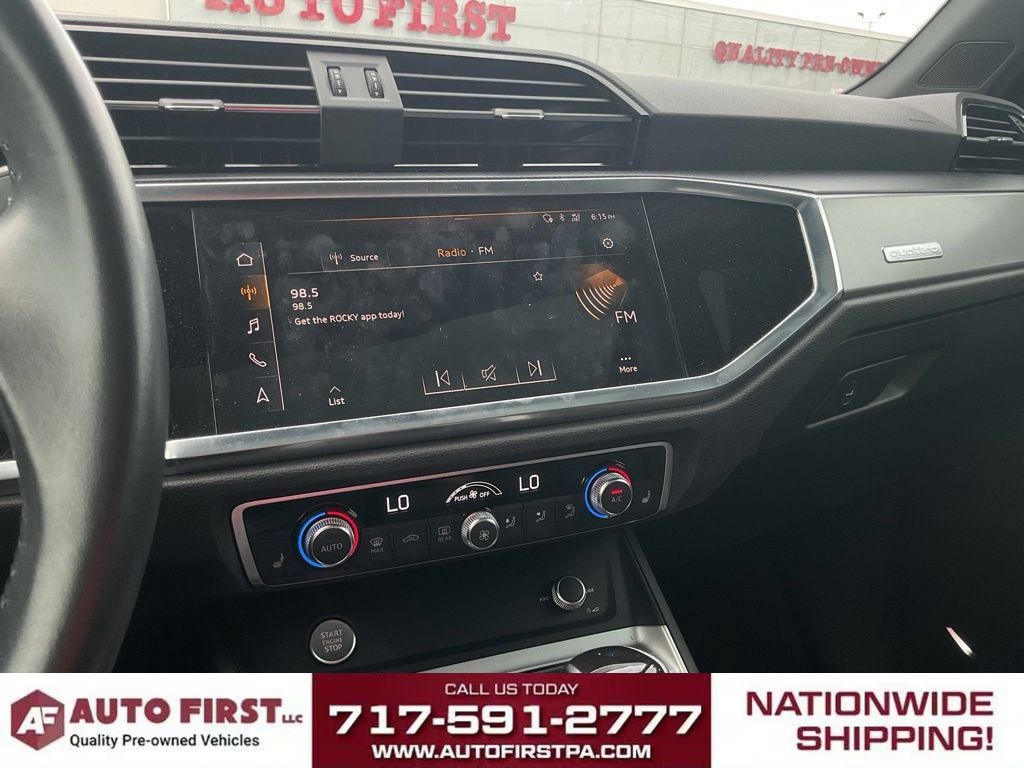 Used 2020 Audi Q3 2.0T Premium Plus w/ Premium Plus Package AWD/4WD image 24
