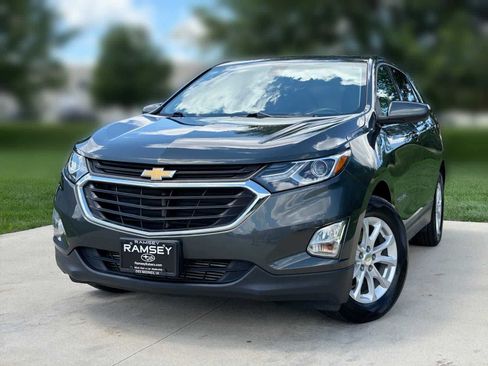 Used 2020 Chevrolet Equinox LT FWD image 1