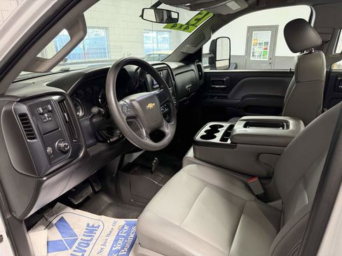 Used 2015 Chevrolet Silverado 2500 W/T image 14