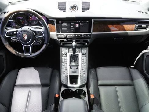 Used 2020 Porsche Macan GTS AWD/4WD image 9