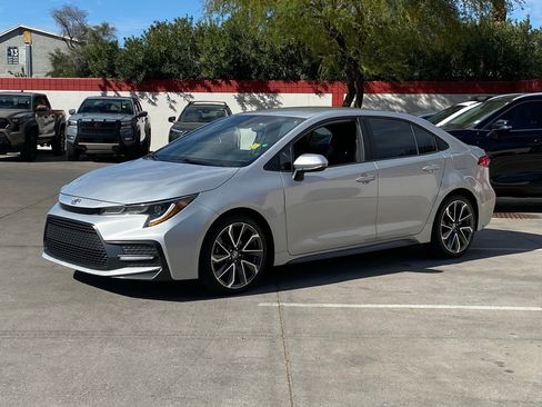 Used 2021 Toyota Corolla SE image 4