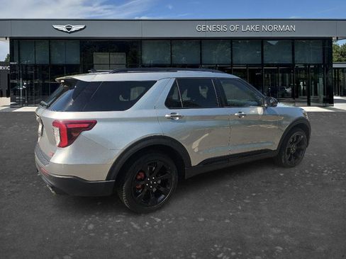 Used 2022 Ford Explorer ST w/ Equipment Group 401A AWD/4WD image 5