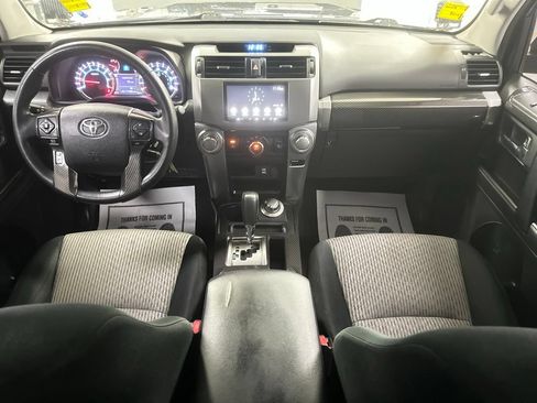 Used 2019 Toyota 4Runner SR5 AWD/4WD image 2