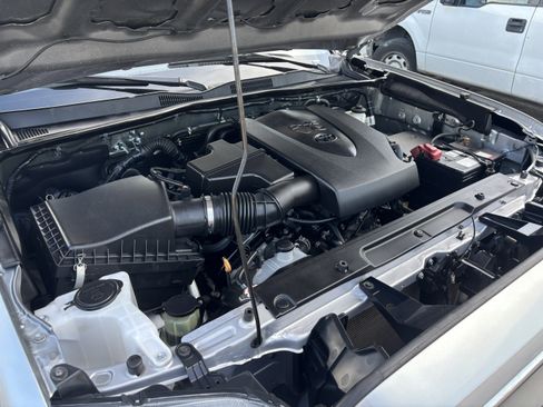 Used 2022 Toyota Tacoma SR5 image 59