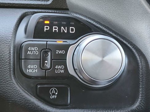 Used 2025 RAM 1500 Laramie image 21