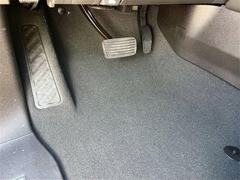 New 2026 GMC Yukon XL Denali image 14