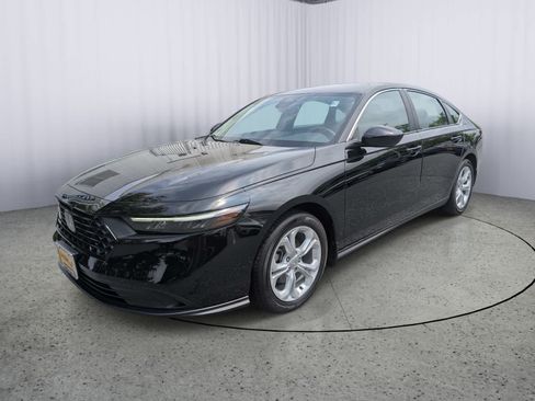 Certified 2024 Honda Accord LX image 7