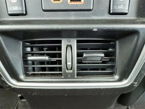 Used 2023 Nissan Murano SL w/ SL Moonroof Package image 39