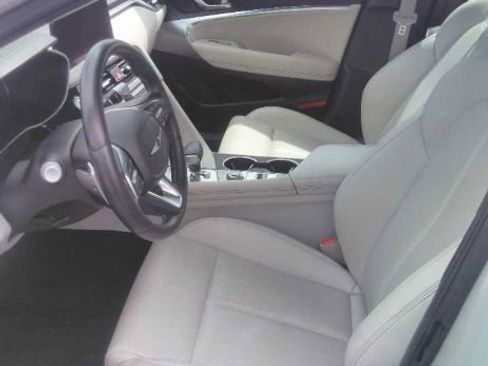 Used 2025 Genesis G70 2.5T AWD/4WD image 4