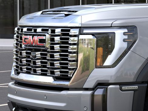 New 2026 GMC Sierra 2500 Denali AWD/4WD image 13