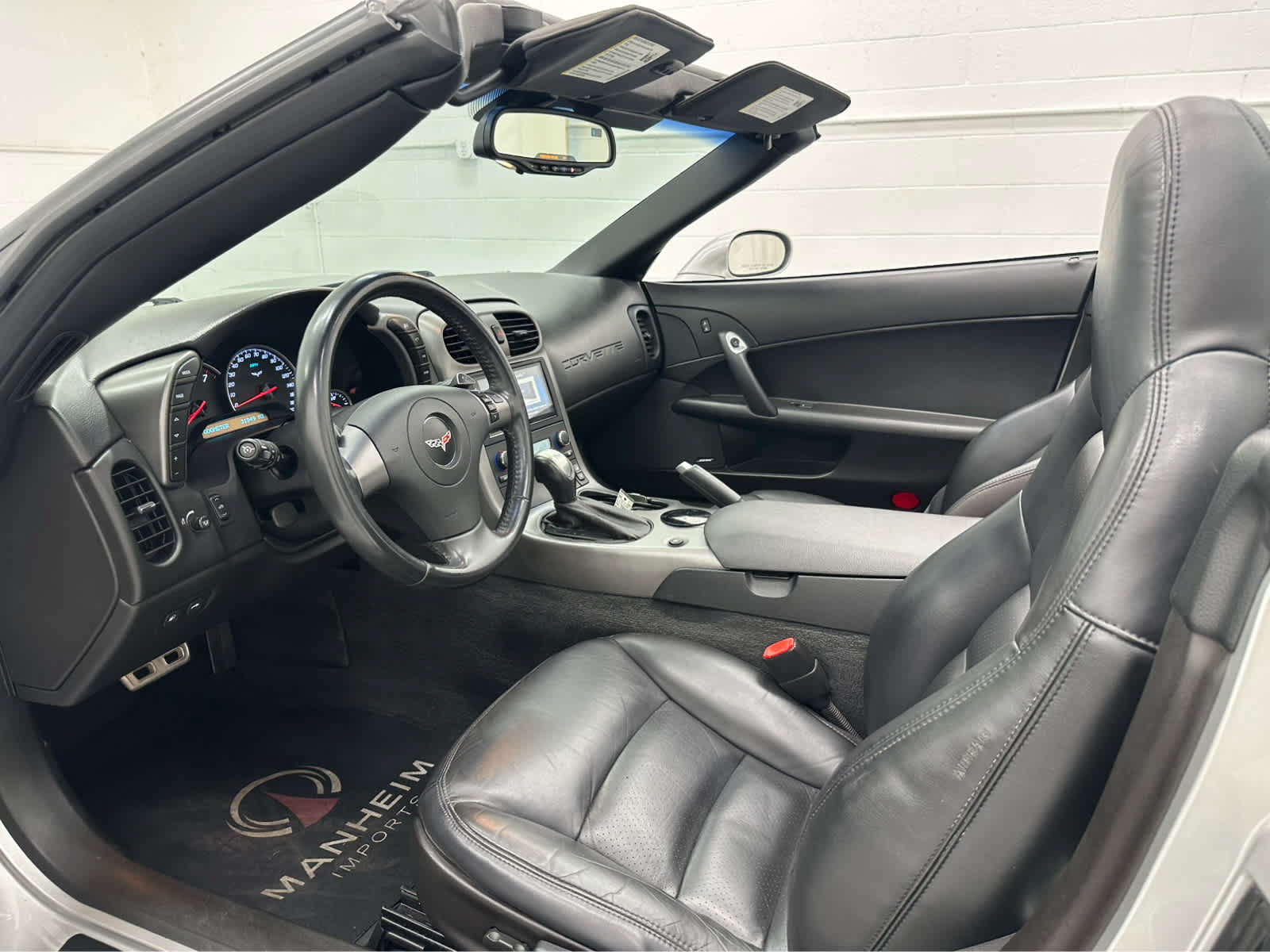 Used 2007 Chevrolet Corvette Convertible w/ Preferred Equipment Group RWD image 10