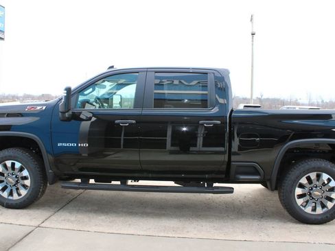 New 2025 Chevrolet Silverado 2500 Custom w/ Custom Convenience Package image 6