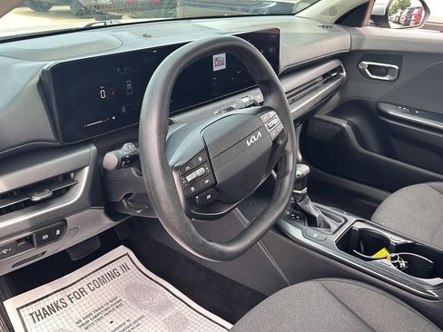 Used 2025 Kia K4 FWD image 15