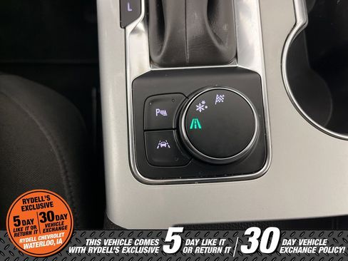 Used 2023 Chevrolet Blazer LT w/ Midnight/Sport Edition image 40