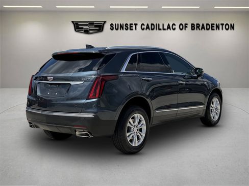 Used 2021 Cadillac XT5 Luxury FWD image 3