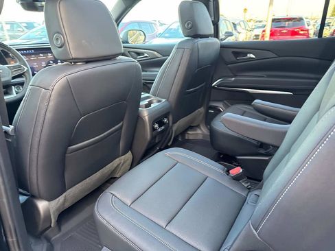 New 2026 Chevrolet Traverse LT w/ Enhanced Driving Package image 11