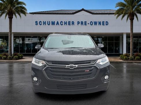 Used 2021 Chevrolet Traverse RS FWD image 2