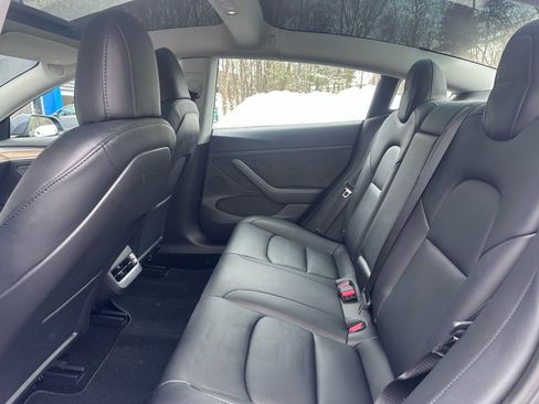 Used 2023 Tesla Model 3 Performance image 20