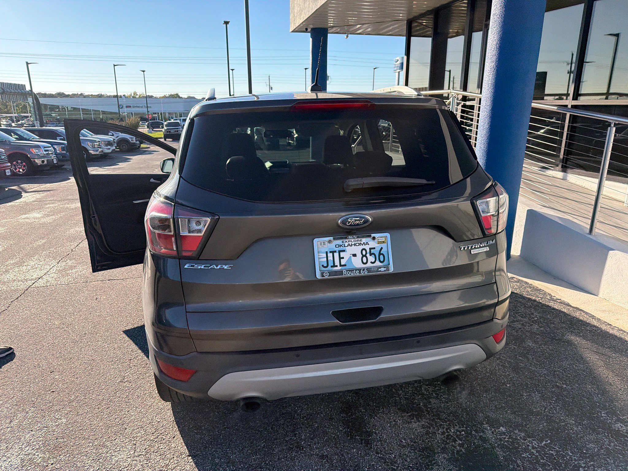 Used 2017 Ford Escape Titanium FWD image 8