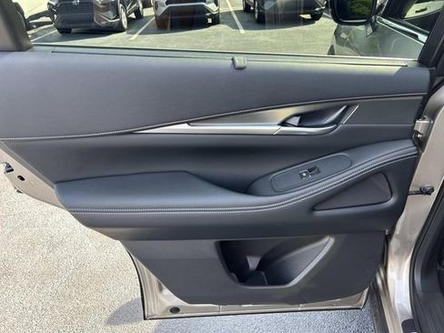 Used 2024 INFINITI QX60 Luxe AWD/4WD image 21