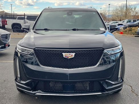 Used 2021 Cadillac XT6 Sport w/ Platinum Package image 10