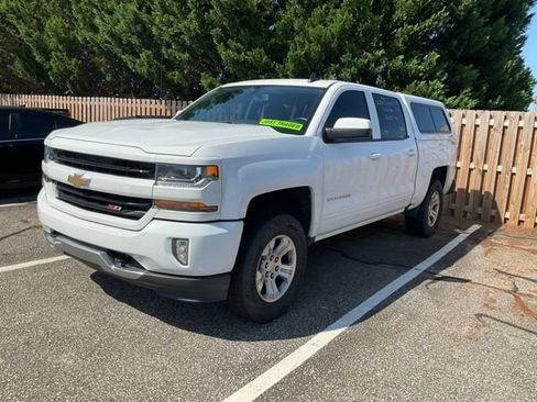 Used 2016 Chevrolet Silverado 1500 LT w/ All Star Edition AWD/4WD image 3