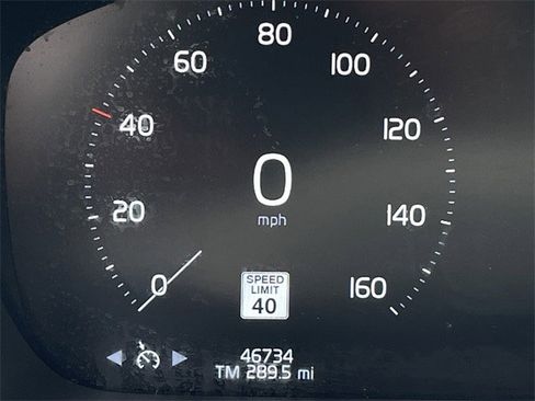 Used 2020 Volvo S60 T5 Momentum image 15