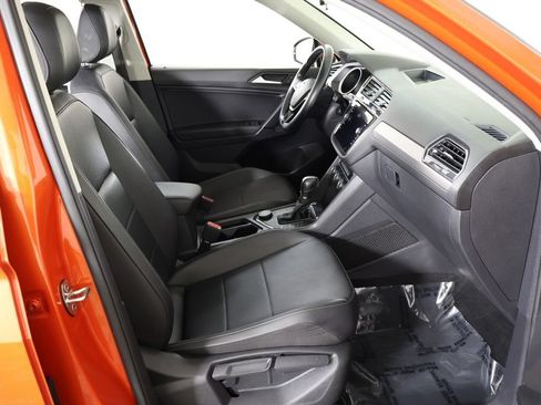 Used 2019 Volkswagen Tiguan SE AWD/4WD image 28
