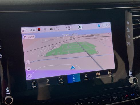 Used 2022 Jeep Wagoneer Series III w/ Premium Group I image 2