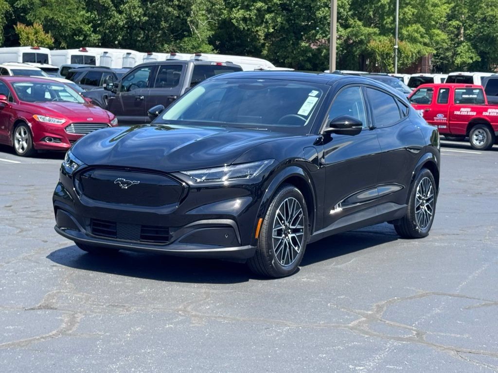 Used 2025 Ford Mustang Mach-E Premium AWD/4WD image 38
