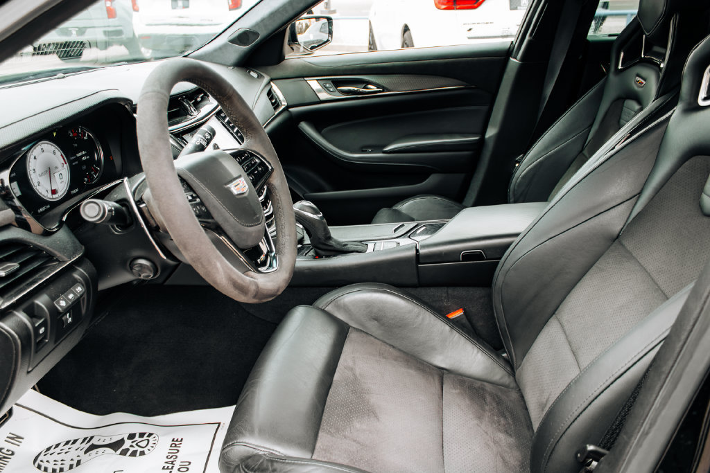 Used 2018 Cadillac CTS V w/ Carbon Fiber Package RWD image 16