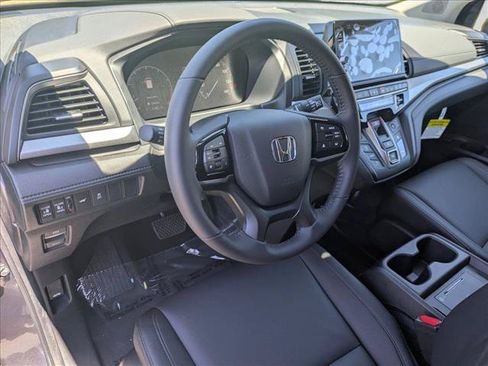 Certified 2026 Honda Odyssey EX-L image 10
