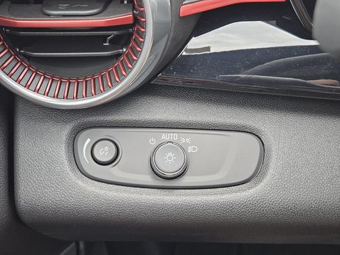 New 2026 Chevrolet Trax RS w/ Driver Confidence Package FWD image 22