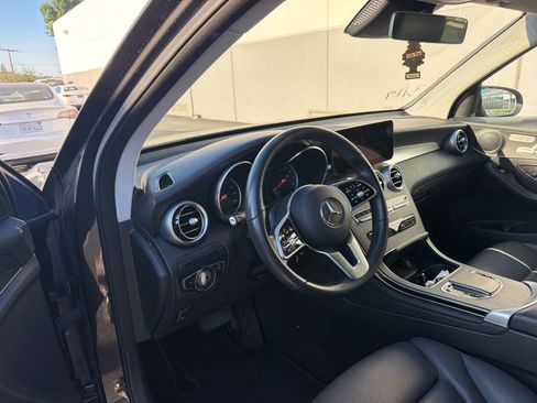 Used 2022 Mercedes-Benz GLC 300 GLC 300 image 9
