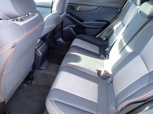 Used 2018 Subaru Crosstrek 2.0i Premium AWD/4WD image 9