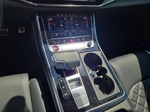 Used 2024 Audi SQ8 Premium Plus AWD/4WD image 22