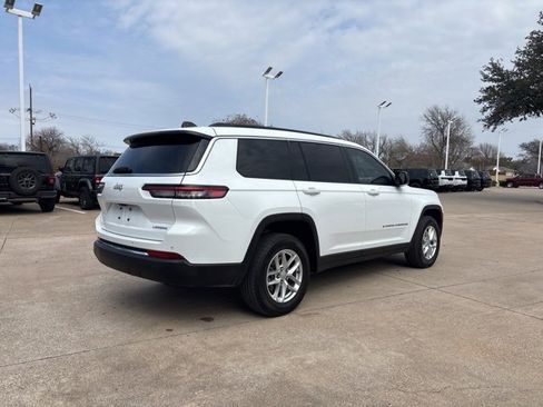Used 2024 Jeep Grand Cherokee L Laredo image 5