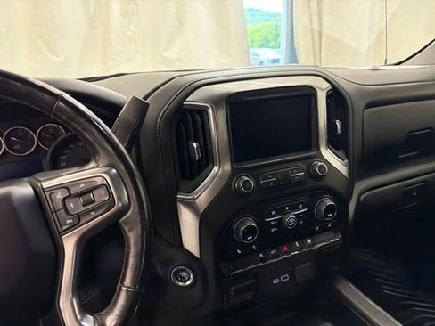Used 2019 Chevrolet Silverado 1500 RST AWD/4WD image 15