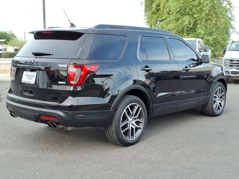 Used 2018 Ford Explorer Sport w/ Equipment Group 401A image 5
