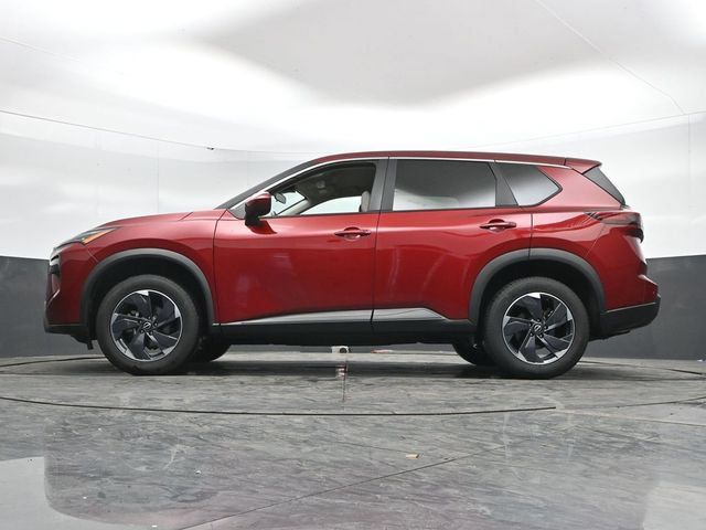 Used 2025 Nissan Rogue SV AWD/4WD image 48