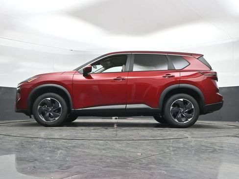 Used 2025 Nissan Rogue SV AWD/4WD image 48